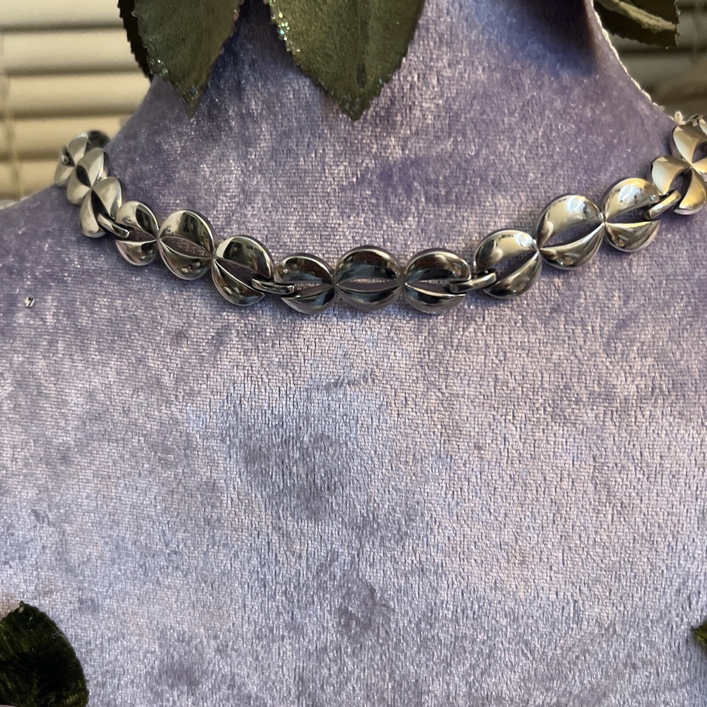 Vintage Silver Tone Linked Choker Necklace Designer Unsigned 18.5 Inch